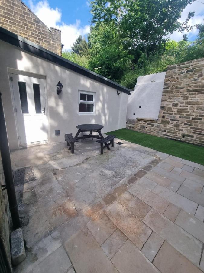 6 Dbl Bed, Central Huddersfield House Inc Parking מראה חיצוני תמונה